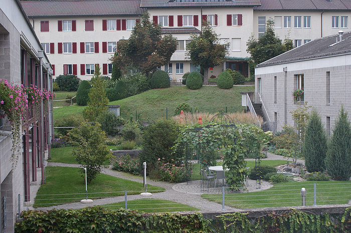 Pflegeeinrichtung, Altersheim, Pflegeheim Landhaus Neuenegg
