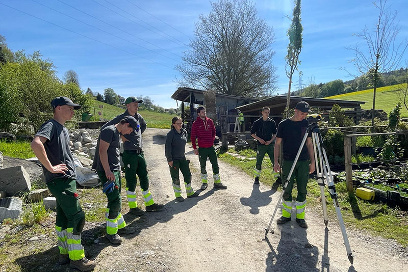 TOP-Ausbildungsbetrieb Kuster Gärten Mühleberg 