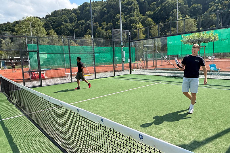 Padelspiel beim TC Wohlensee Kuster Gärten 