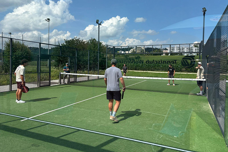 Padelspiel beim TC Wohlensee Kuster Gärten 